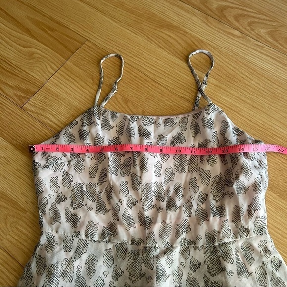 Altar’d State Pink Taupe Ruffle Short Romper Medium - Picture 5 of 7